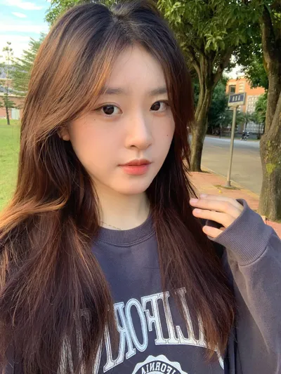 油性肌肤用什么精华能有效祛痘印和抗老？