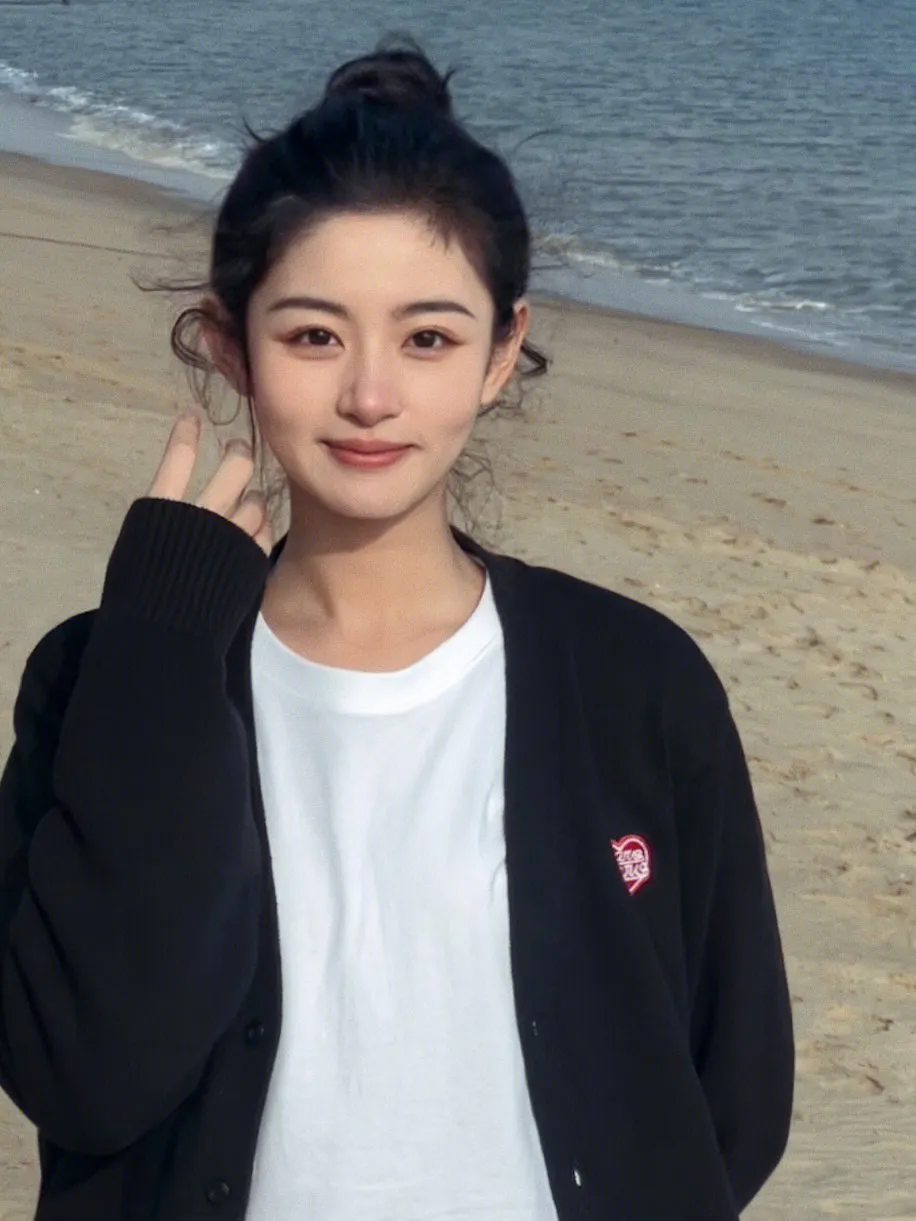 敏感肌能用珀莱雅红宝石精华吗？